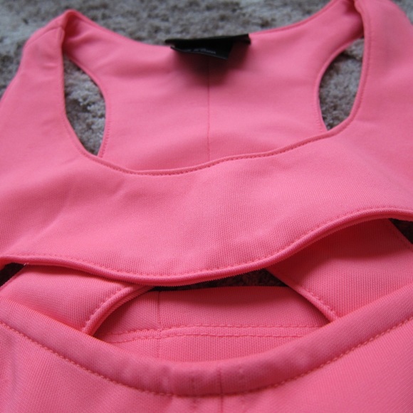 BLVD Vibrant Pink Dress - Picture 7 of 8